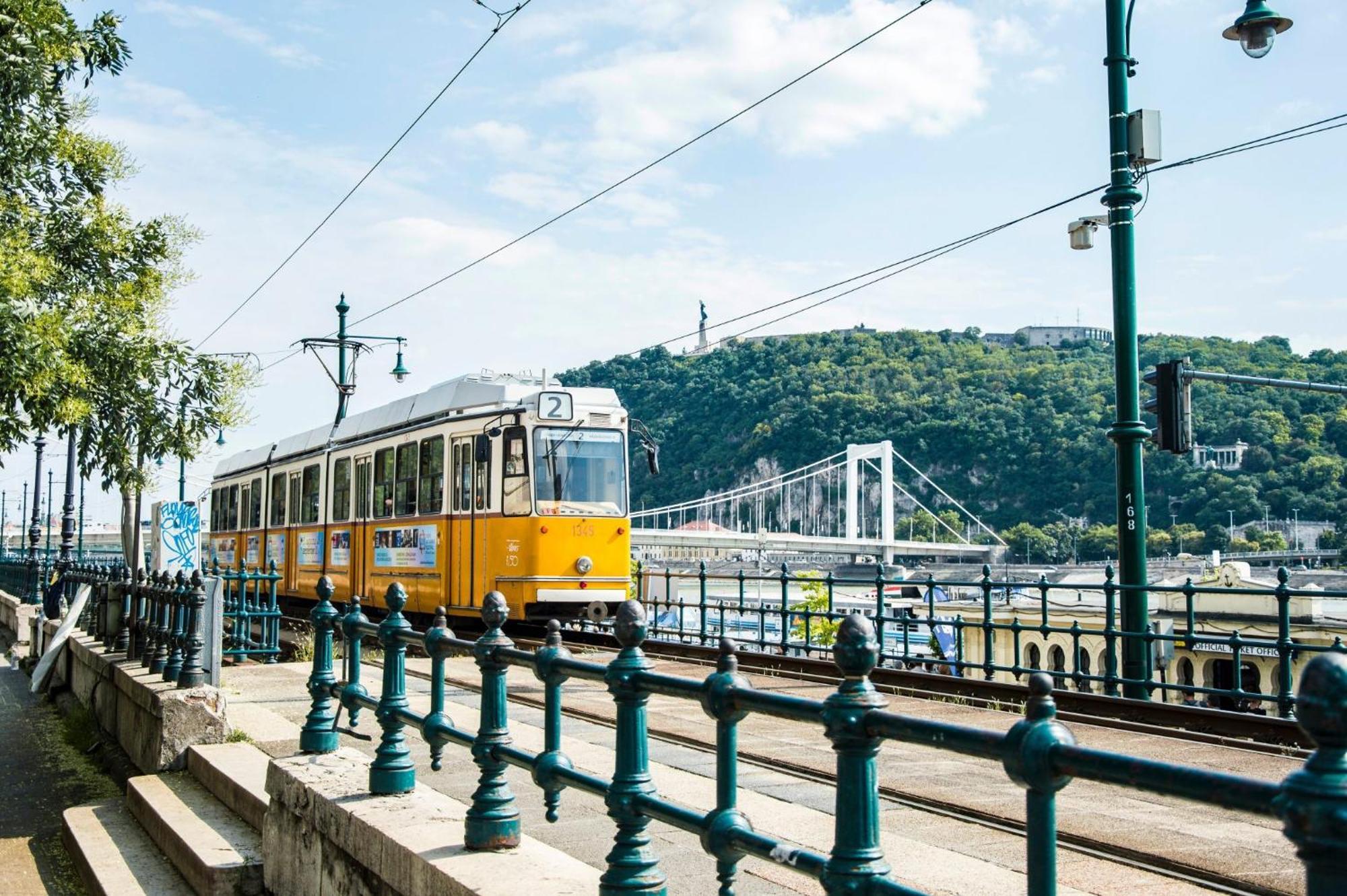 부다페스트 Designer Boutique 2R Walk To Opera House & Basilica 아파트 외부 사진